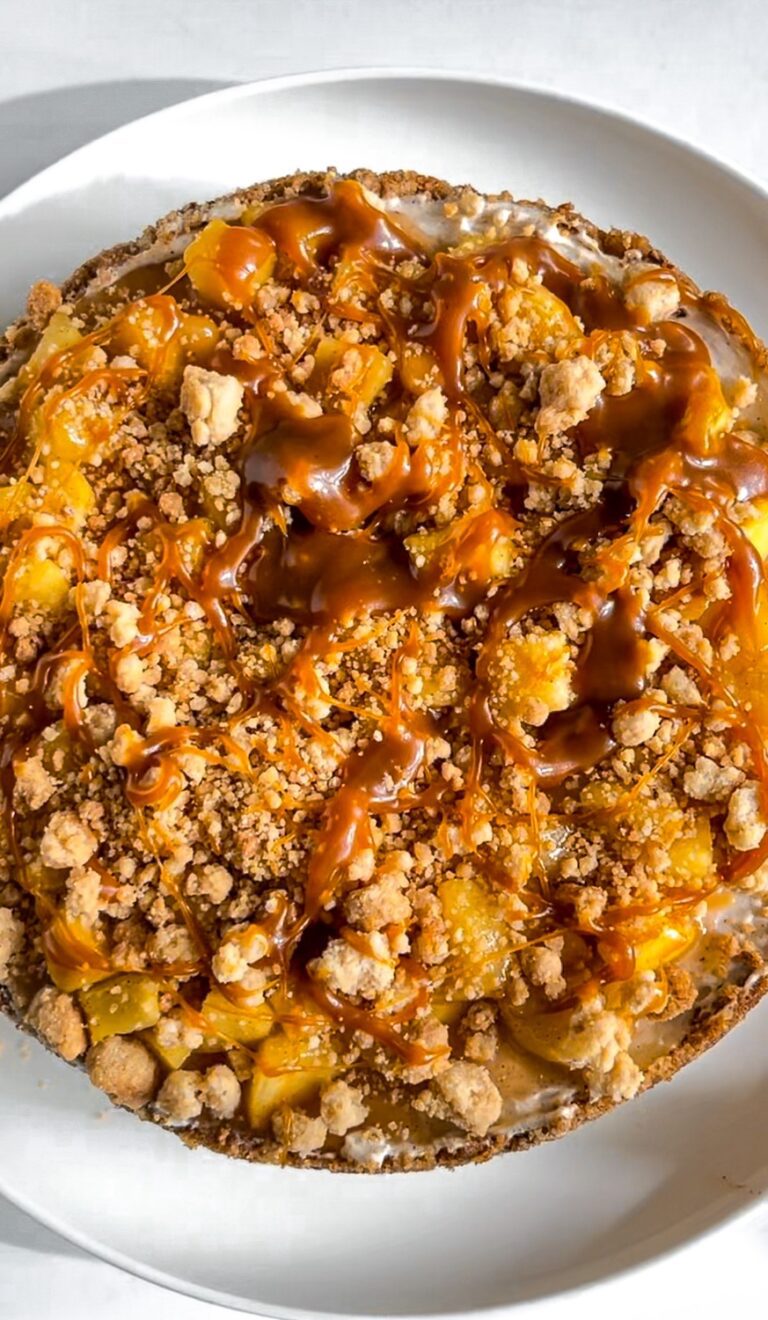 No Bake Apple Crumble Cheesecake