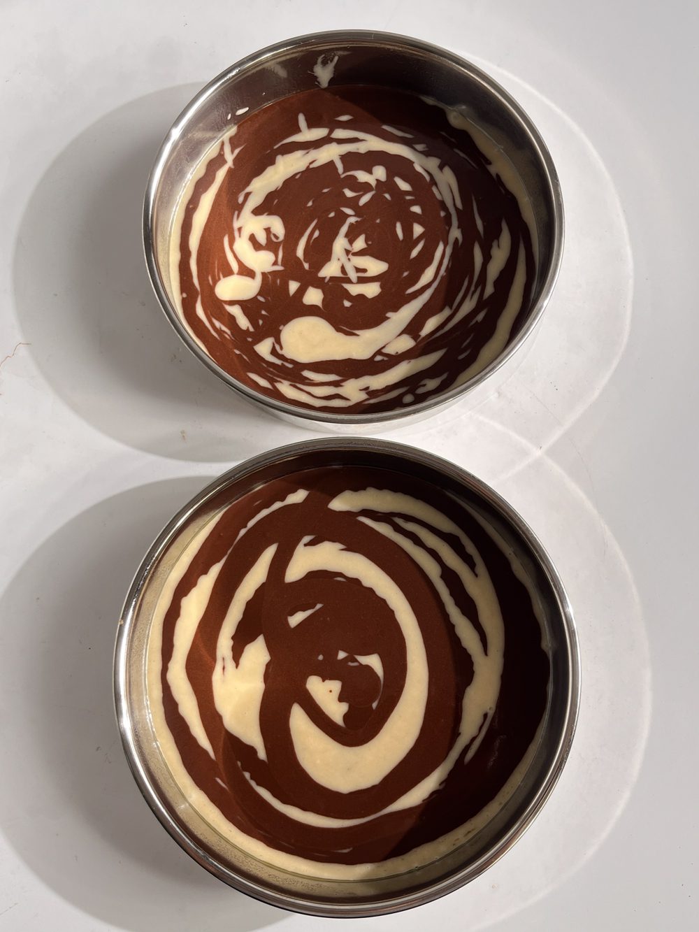 Vanilla and Chocolate Marble Cake - PastrybySaloni