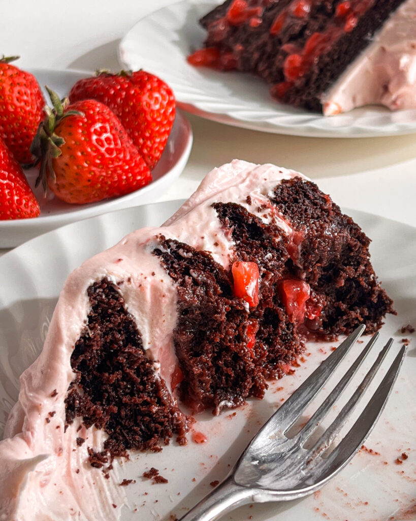 Dairy-free chocolate strawberry cake recipe