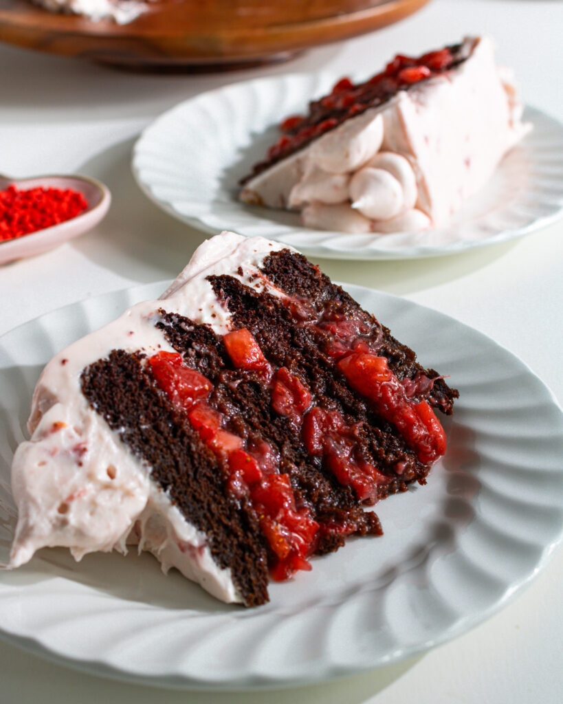 Eggless Chocolate Strawberry Cake