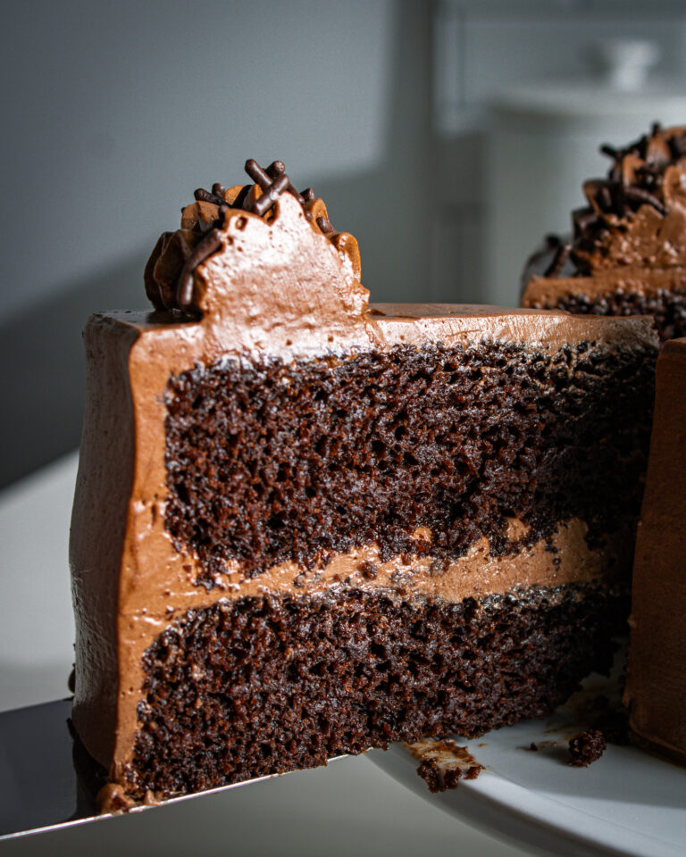 vegan chocolate cake with vinegar and baking soda