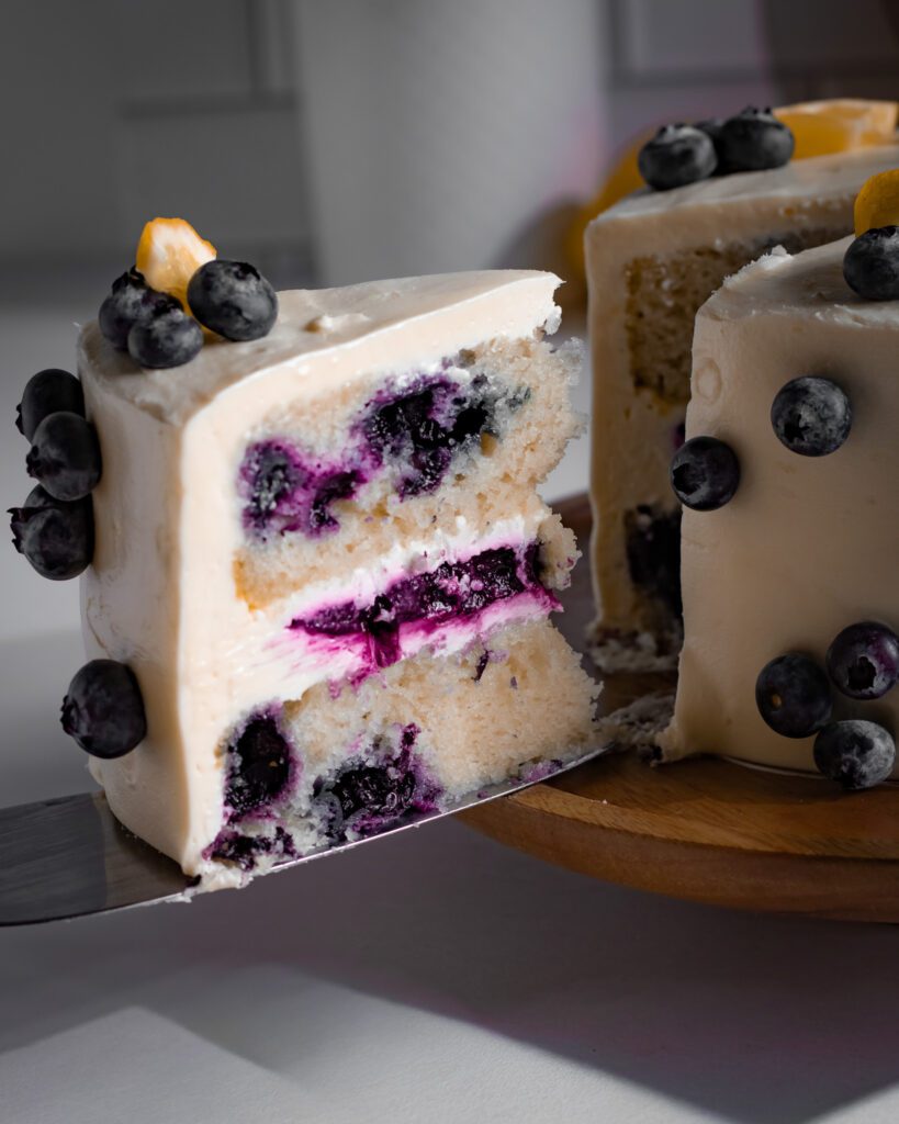 easy blueberry cake for small families