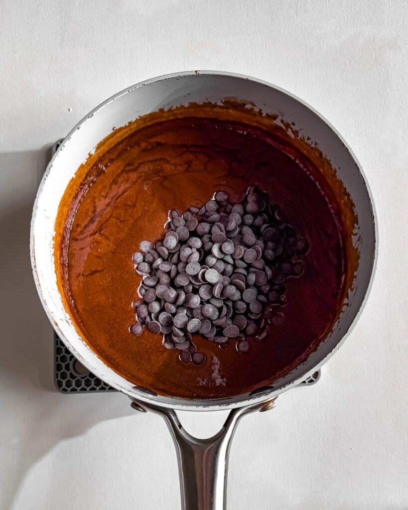 melting-dark-chocolate-fudge-sauce